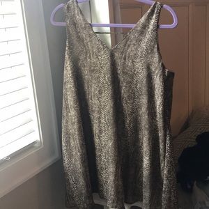 Sleeveless snakeskin print dress